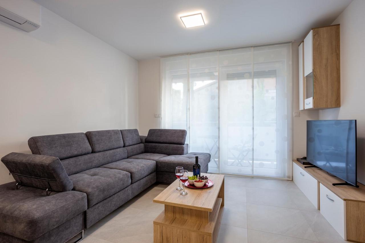 City Apartments Silver بولا المظهر الخارجي الصورة