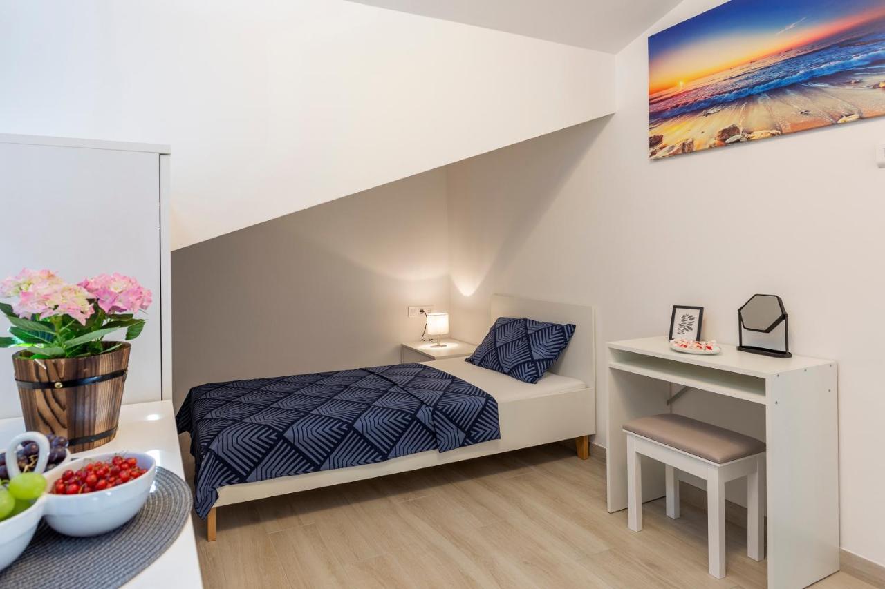 City Apartments Silver بولا المظهر الخارجي الصورة