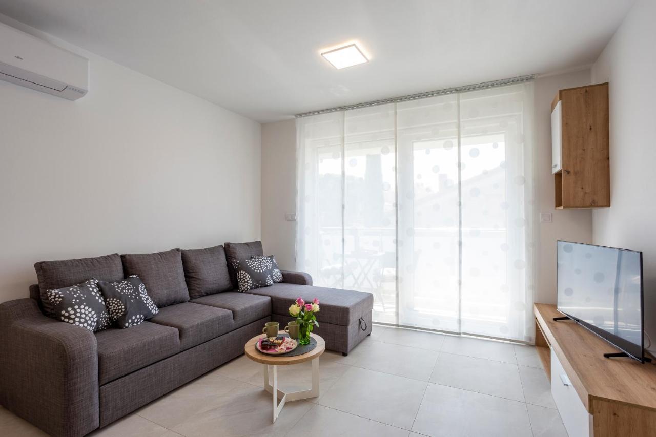 City Apartments Silver بولا المظهر الخارجي الصورة