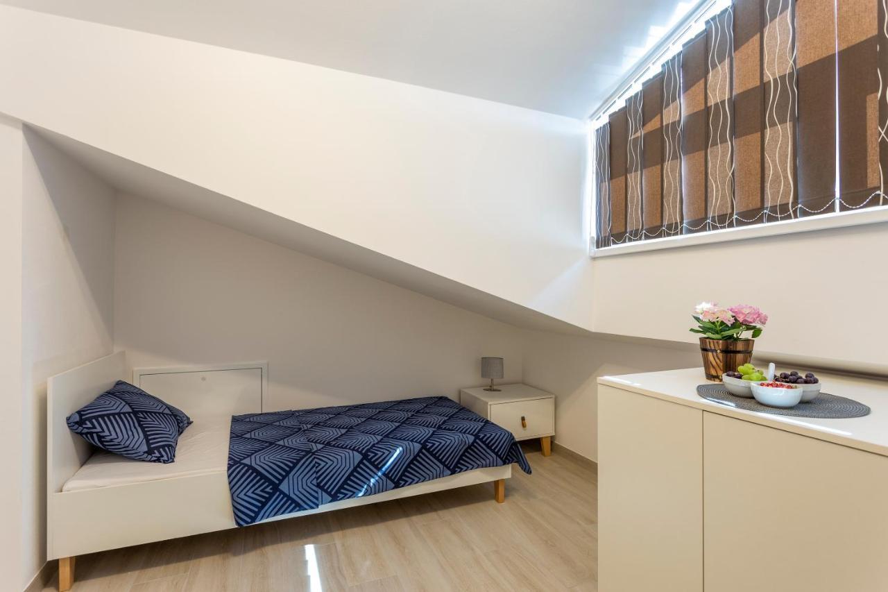 City Apartments Silver بولا المظهر الخارجي الصورة