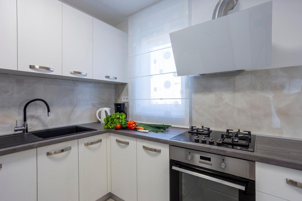 City Apartments Silver بولا المظهر الخارجي الصورة